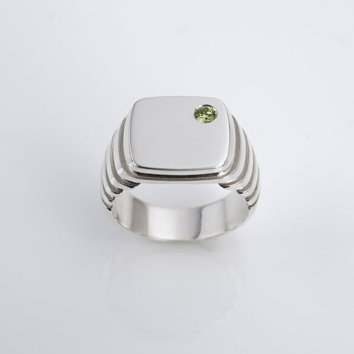 Growth Square Signet - Peridot