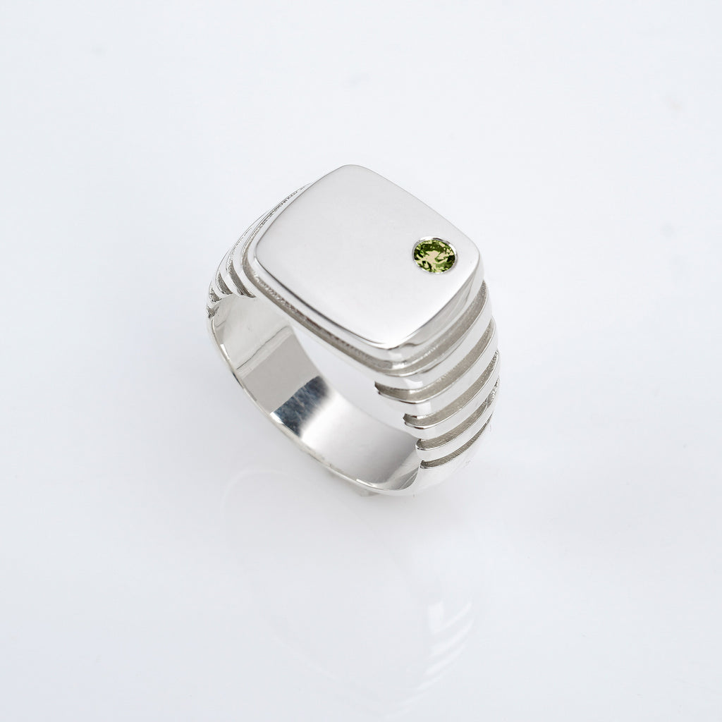 Growth Square Signet - Peridot