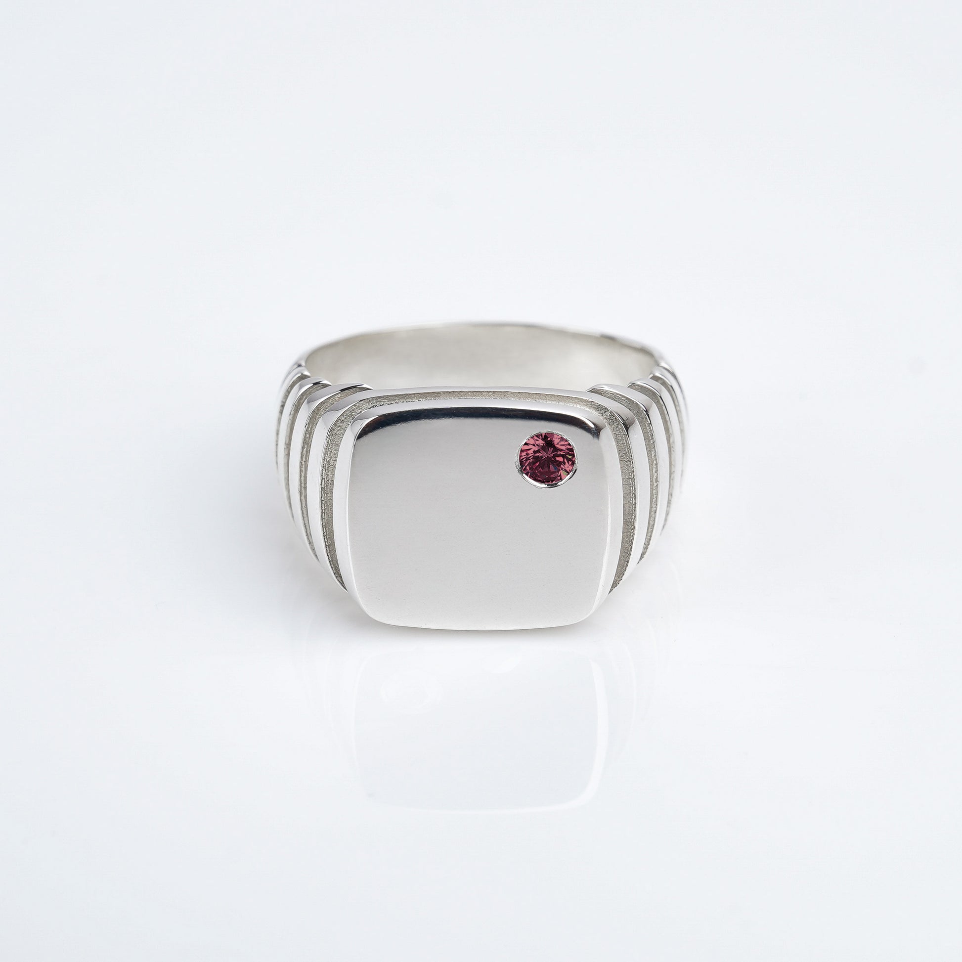 Growth Square Signet - Ruby