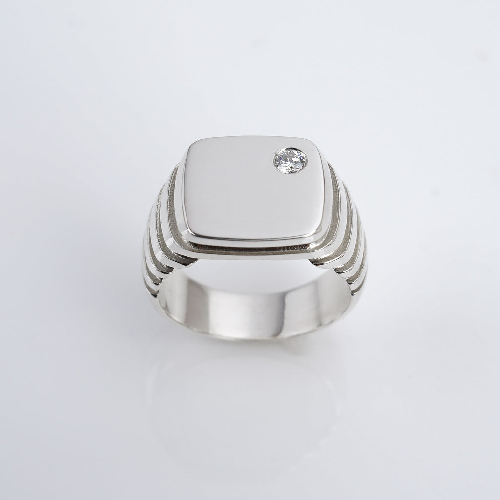 Growth Square Signet - Diamond