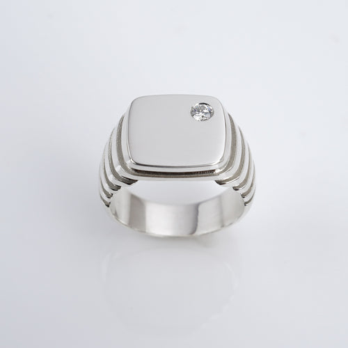 Growth Square Signet - Diamond