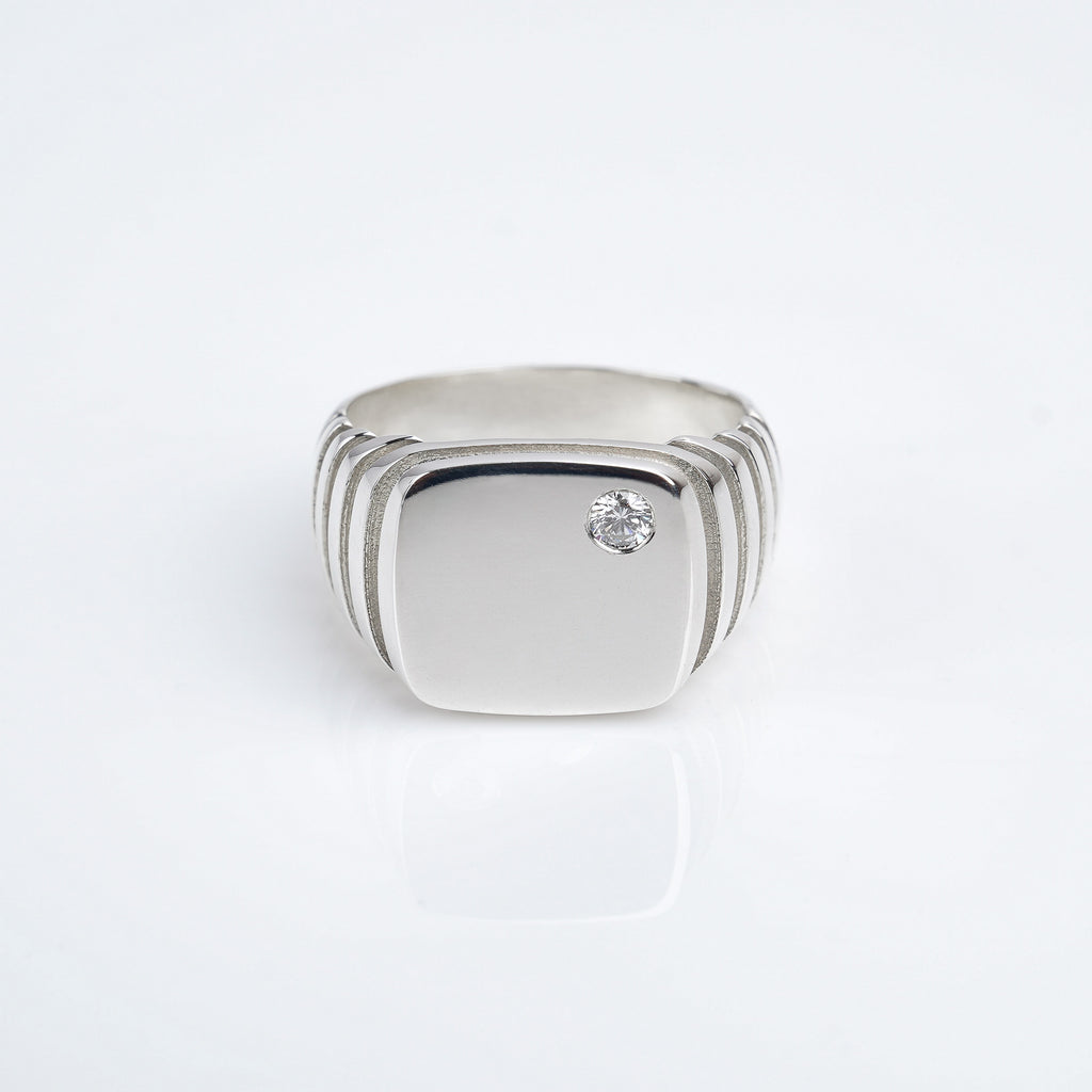 Growth Square Signet - Diamond