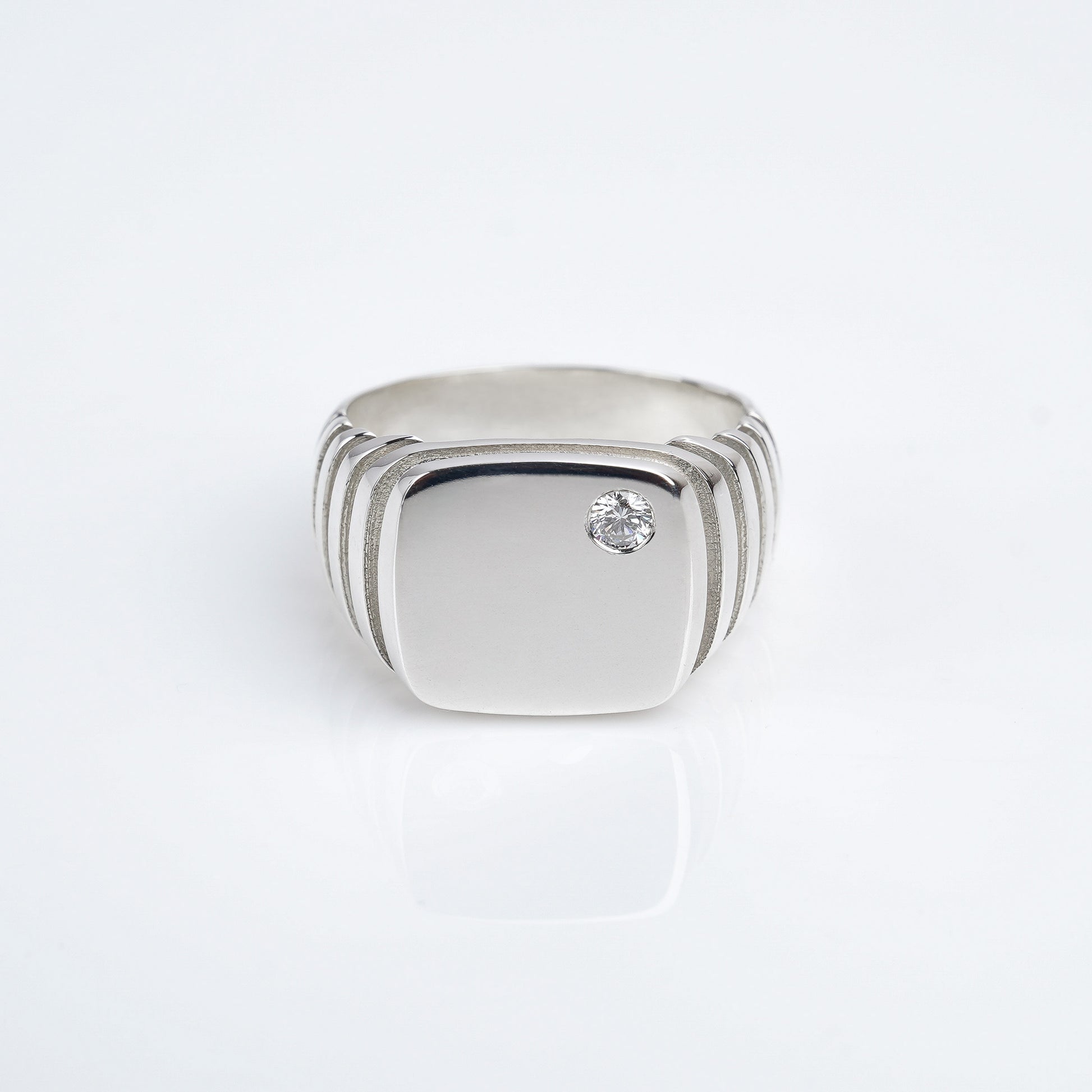 Growth Square Signet - Diamond