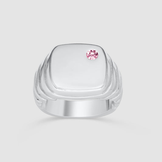 Growth signet ring With a pink sapphire